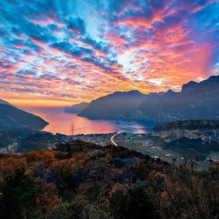 Riva City View Exteriér fotografie